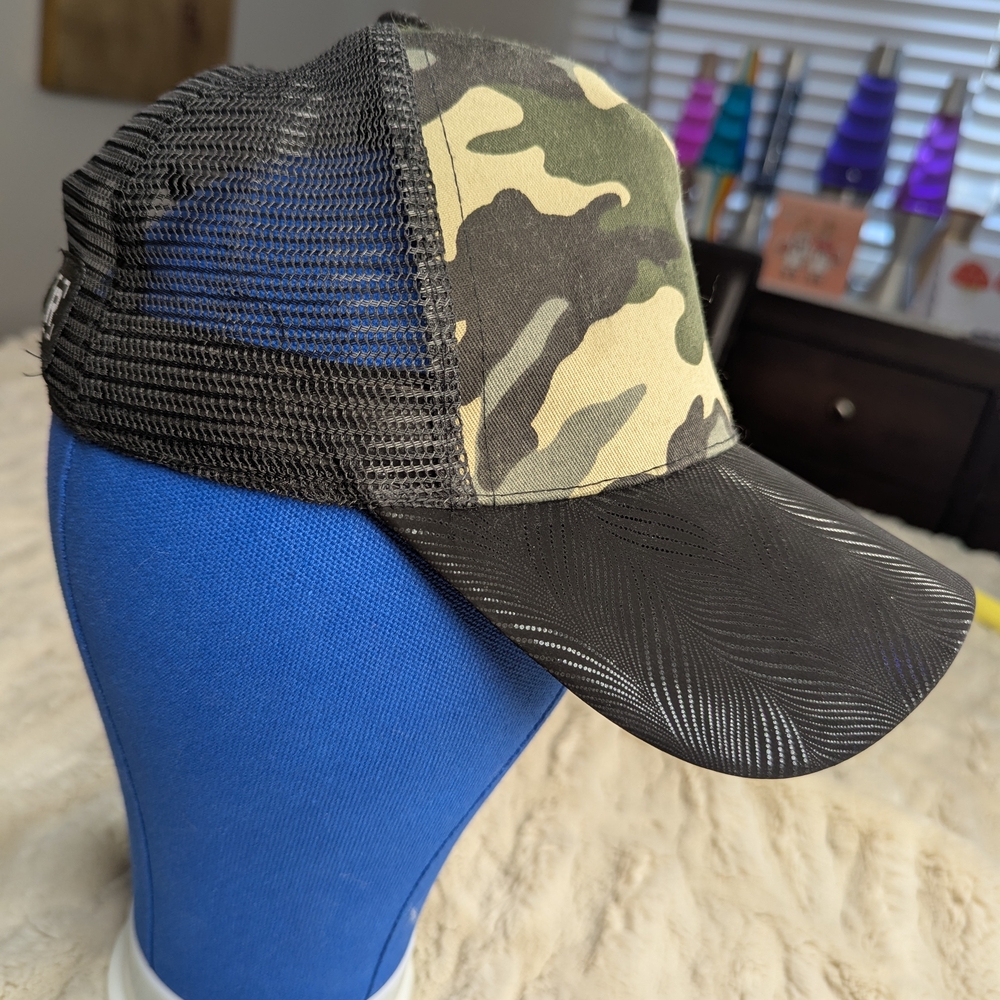 RUMBLE BOXING LOGO TRUCKER CAP Camouflage and Black Cap